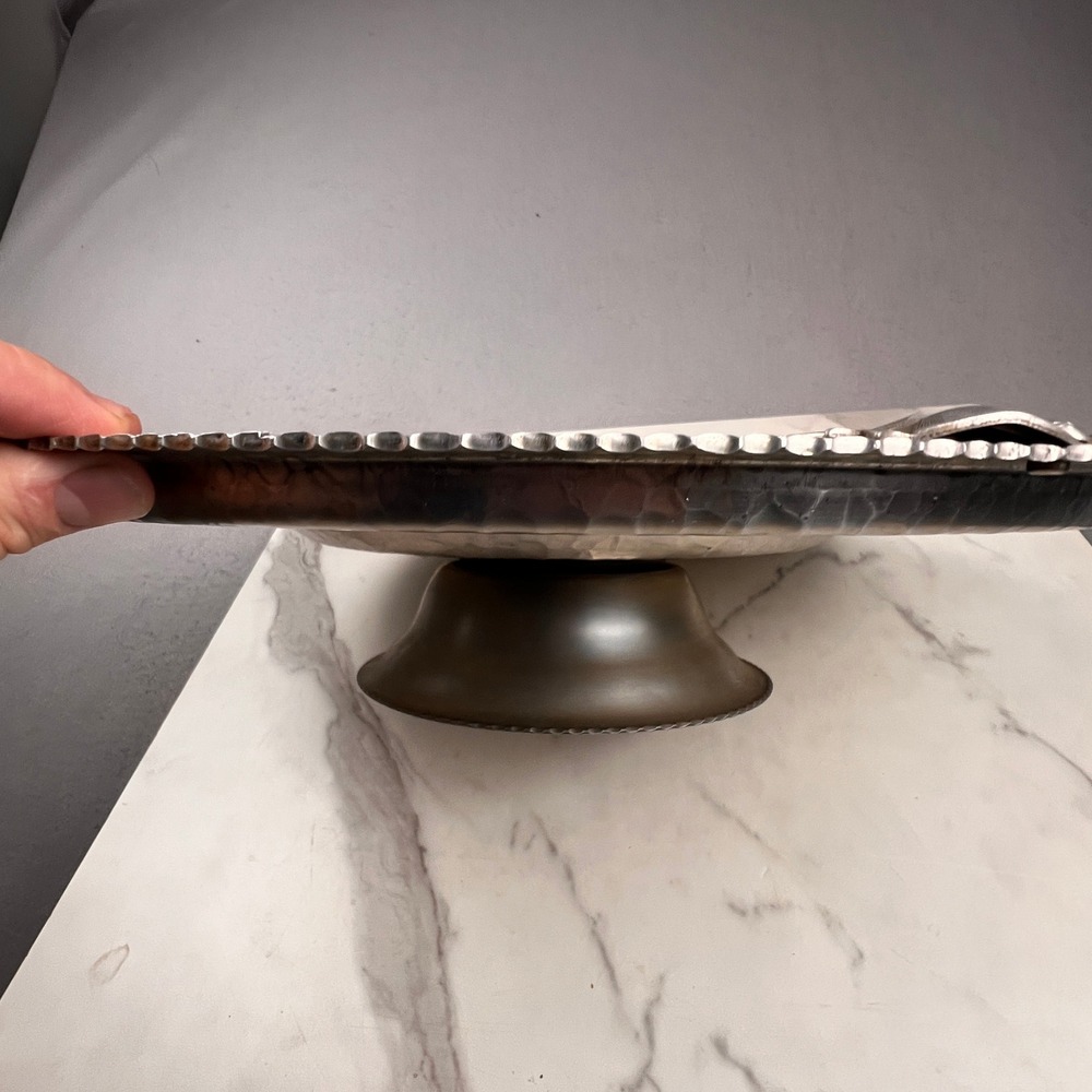 Vintage Hammered Aluminum Footed Serving Tray Silver Tulip Floral Scalloped 14.5 - Picture 2 of 16